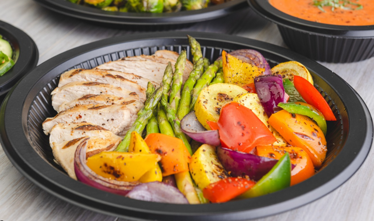 분해 가능한 원형 초밥 상자는 갓 만든 초밥의 습기와 결로 현상을 어떻게 처리합니까?